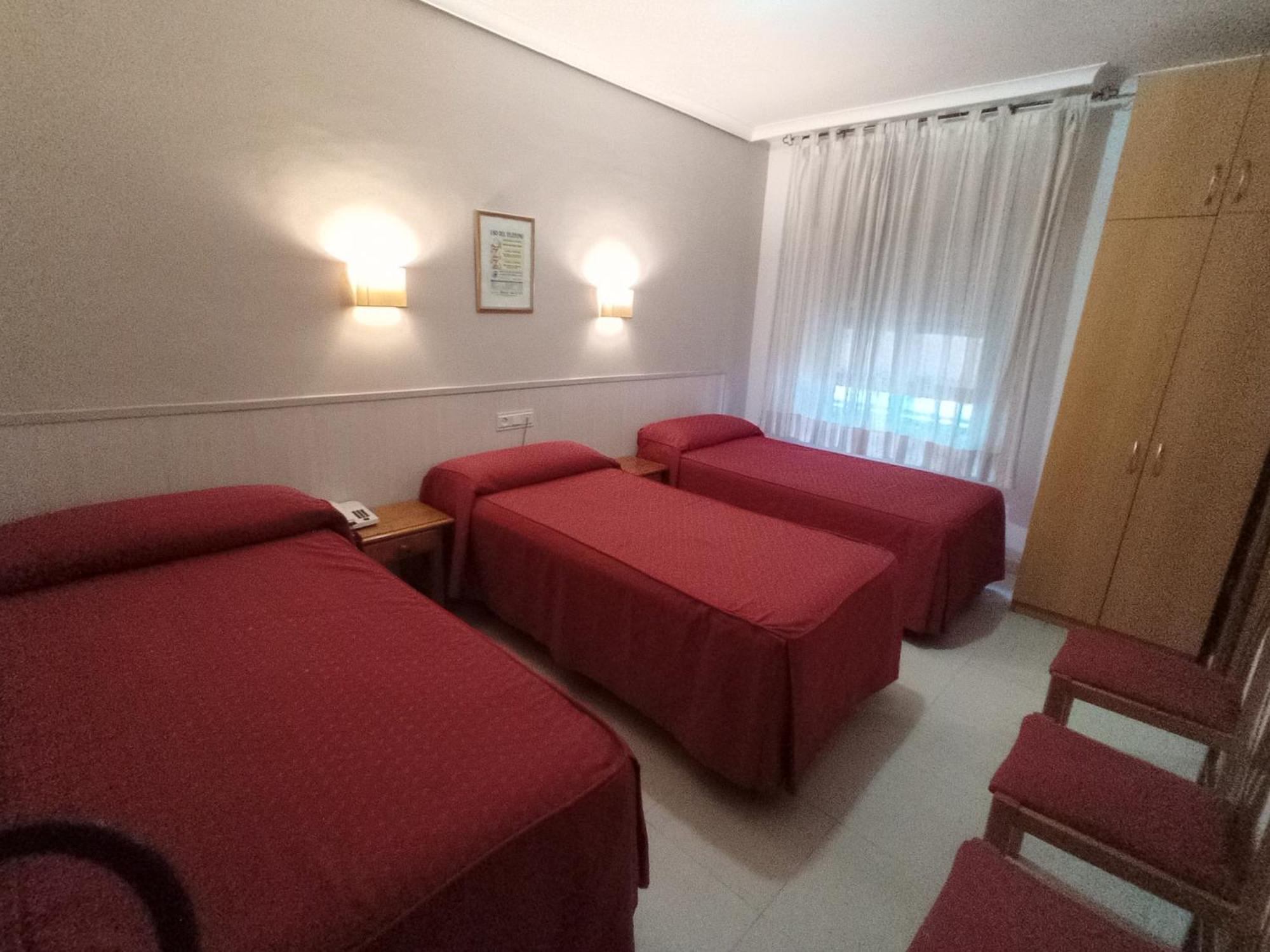 Hostal Atienzar Альбасете Экстерьер фото