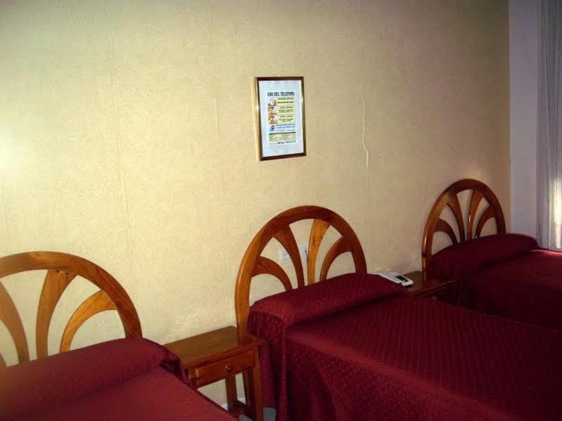Hostal Atienzar Альбасете Экстерьер фото